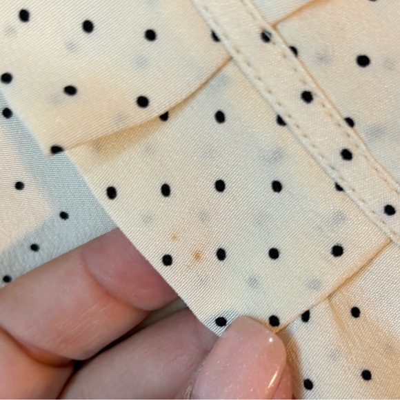 Kate Spade Cream & Black Polka Dot Ruffle Blouse  Size Medium - Picture 5 of 9